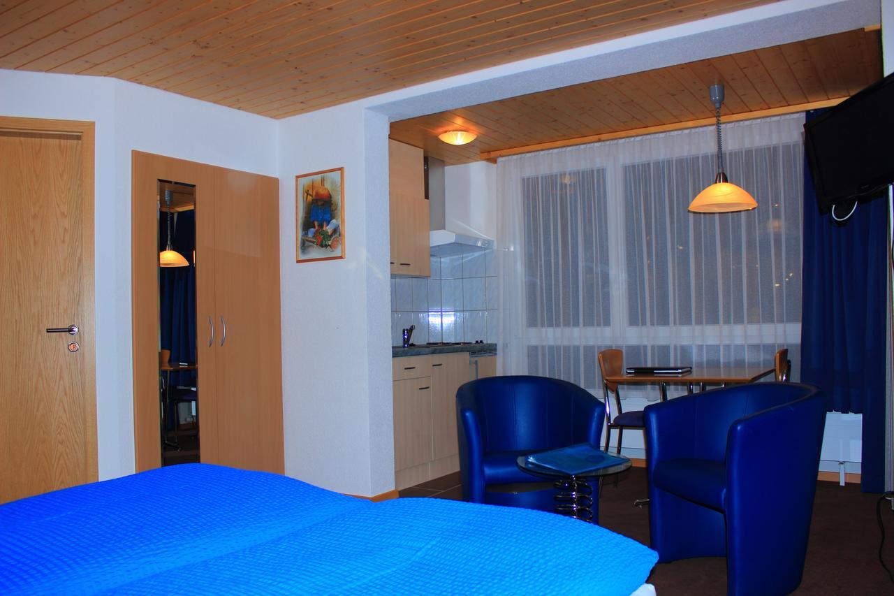 Hotel Alpha Grachen Bagian luar foto