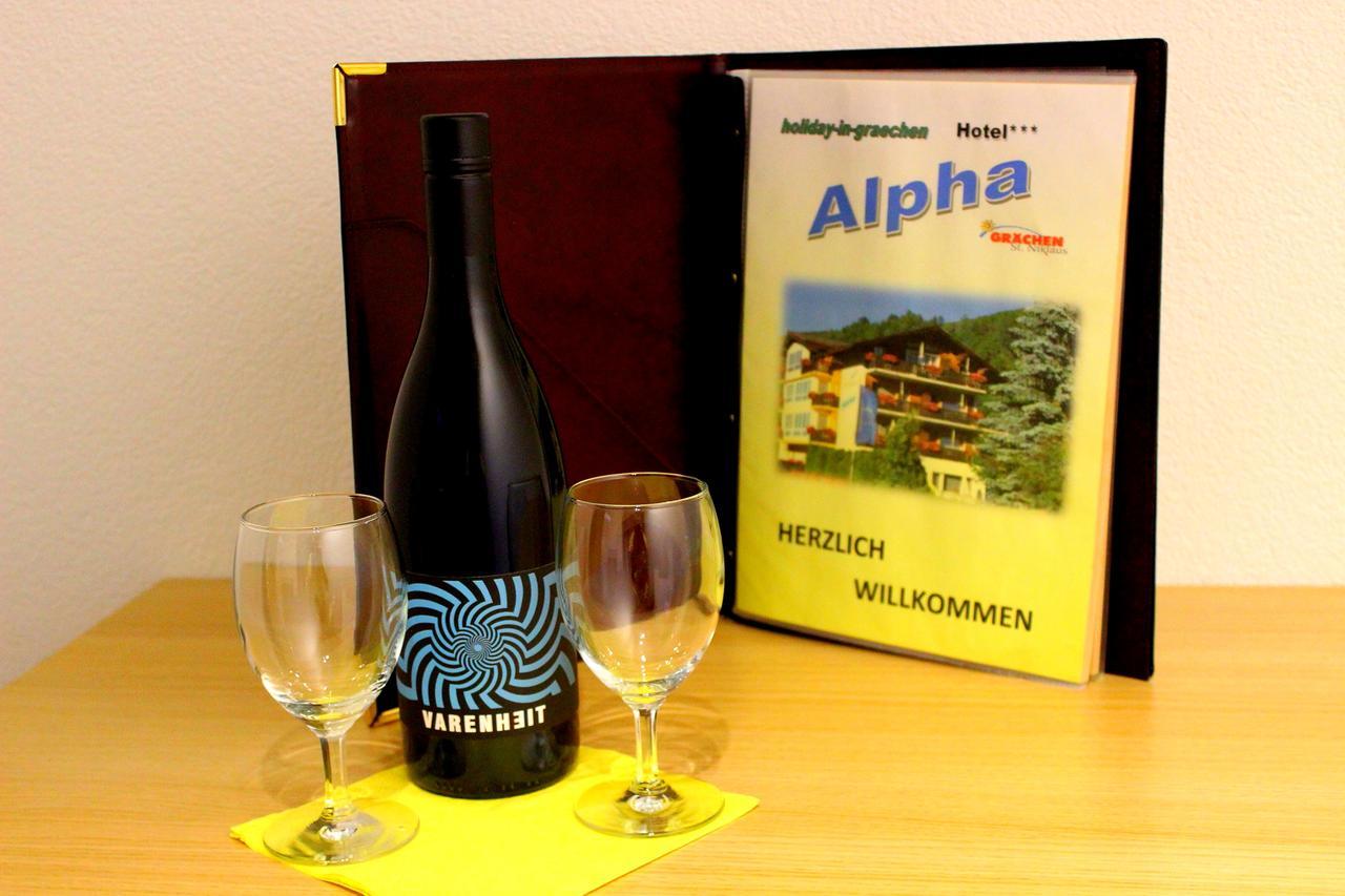 Hotel Alpha Grachen Bagian luar foto